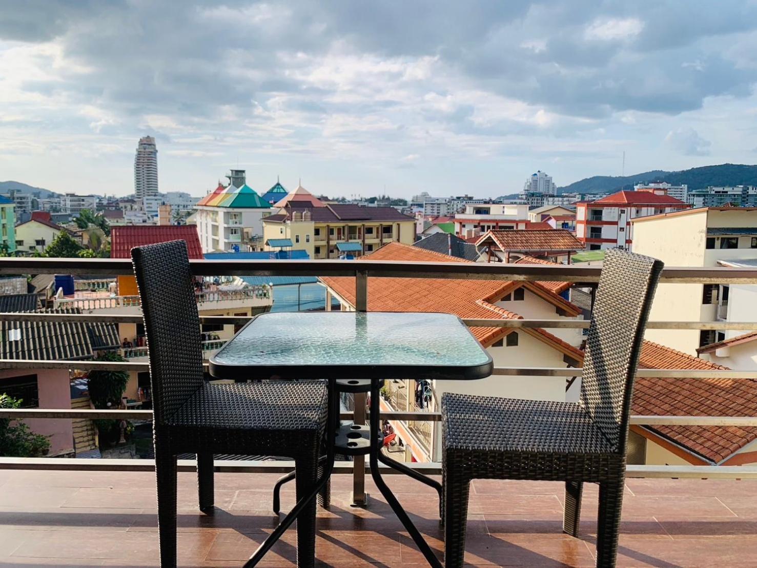 Khách sạn Ocean View Treasure Patong