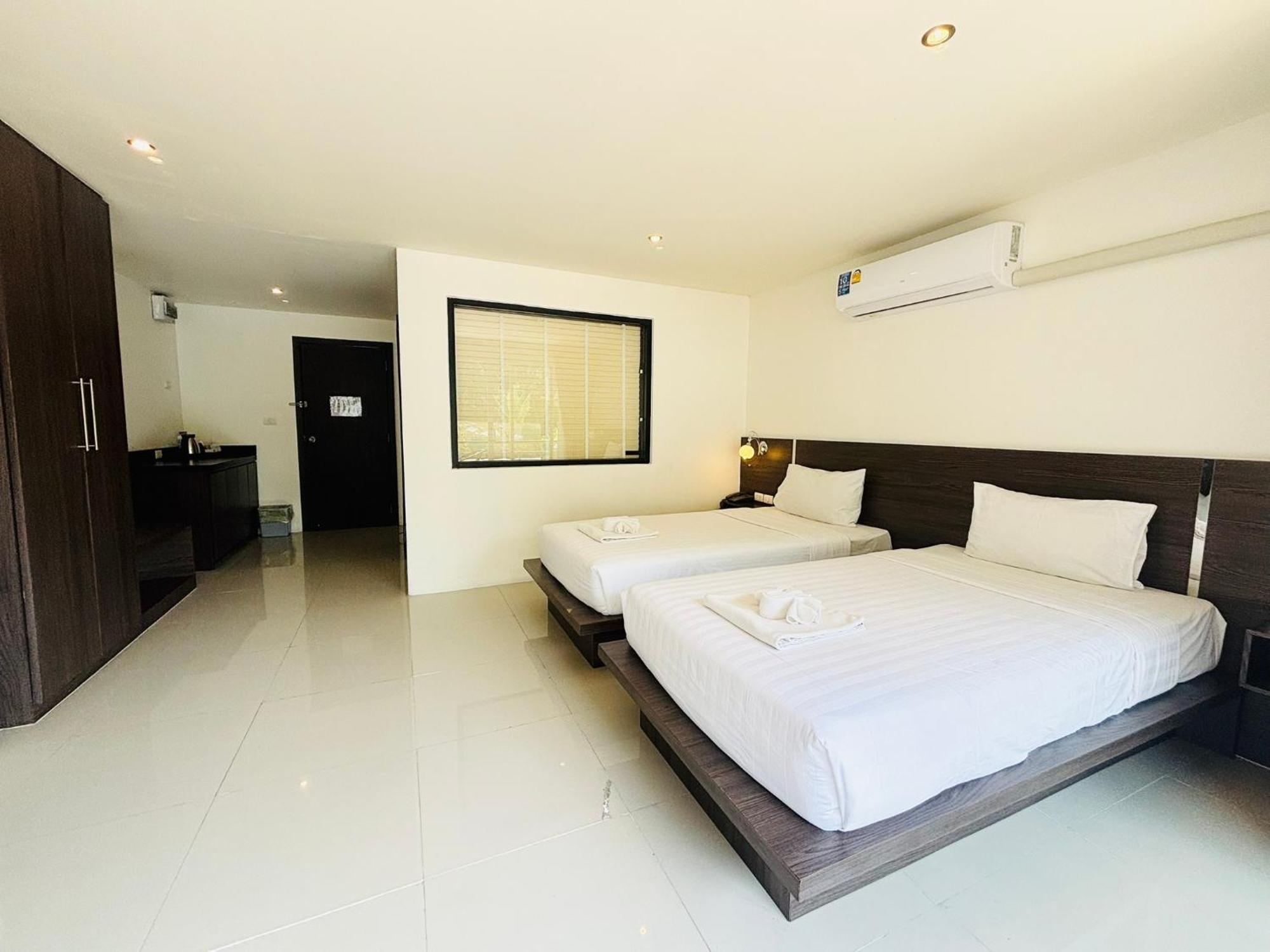 Ocean View Treasure Khách sạn Patong