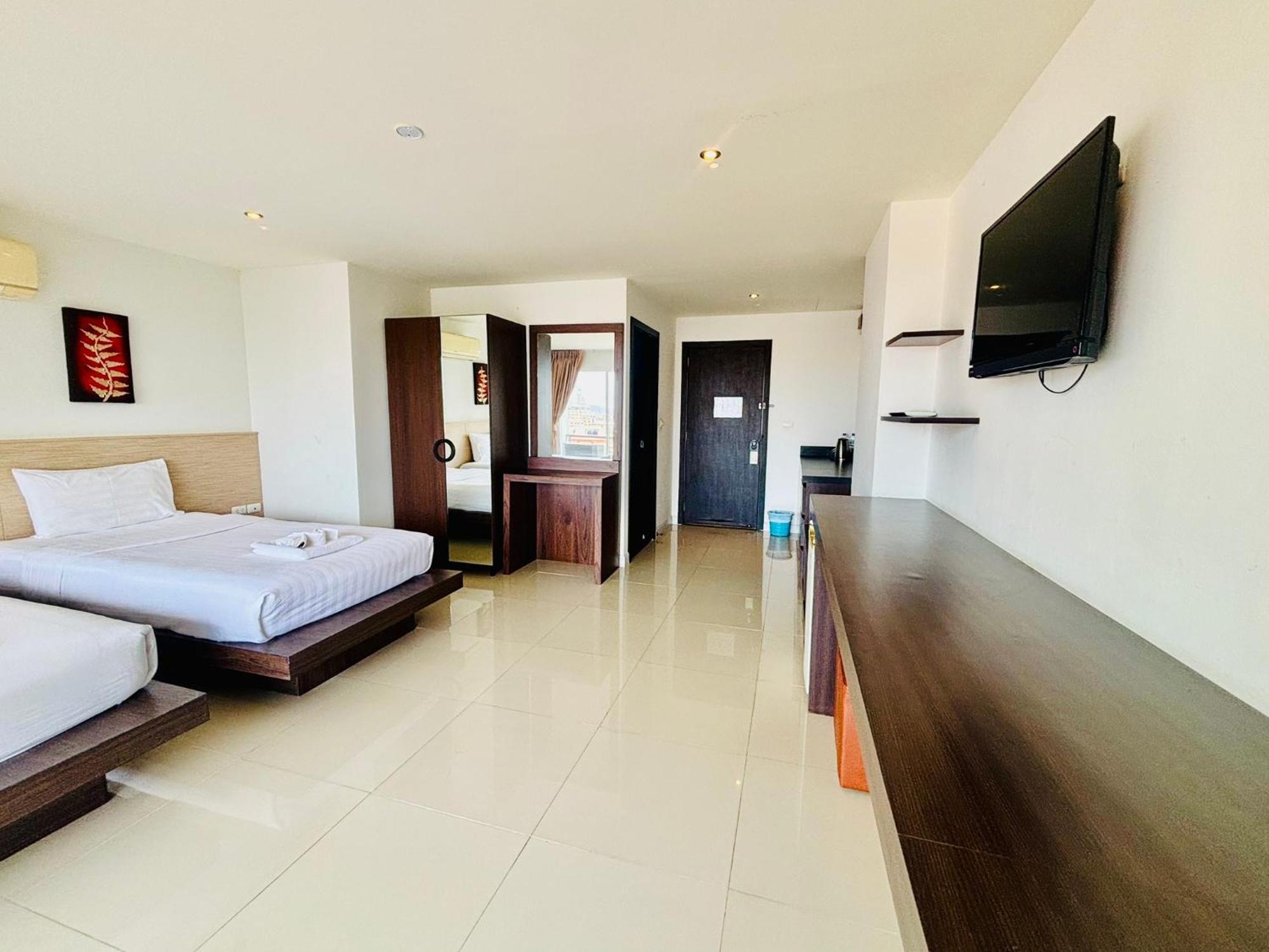 Khách sạn Ocean View Treasure Patong
